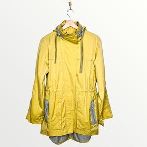 ANORAK yellow adjustable raincoat (Sz S)